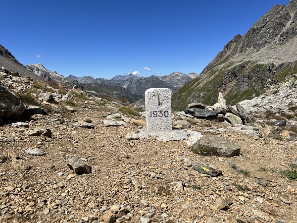 Borne-frontière Passo Muretto