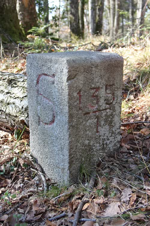 Marker 135.1